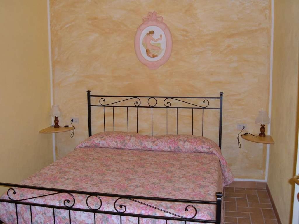 Aparthotel Podere Tre Cipressi Campiglia Marittima Pokoj fotografie