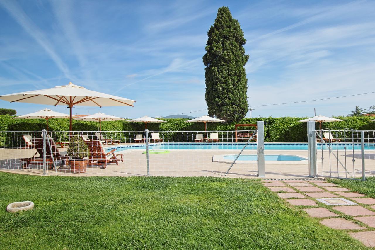 Aparthotel Podere Tre Cipressi Campiglia Marittima Exteriér fotografie